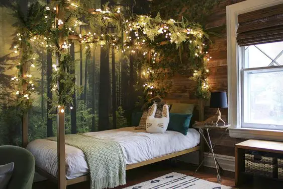 woodland fairy bedroom idea with faux ivy around the bed