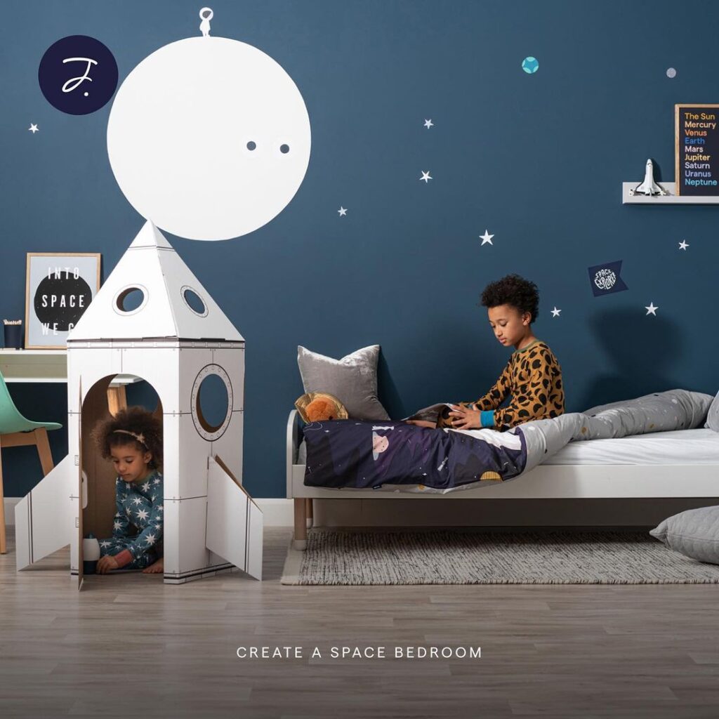 space themed bedroom for kids