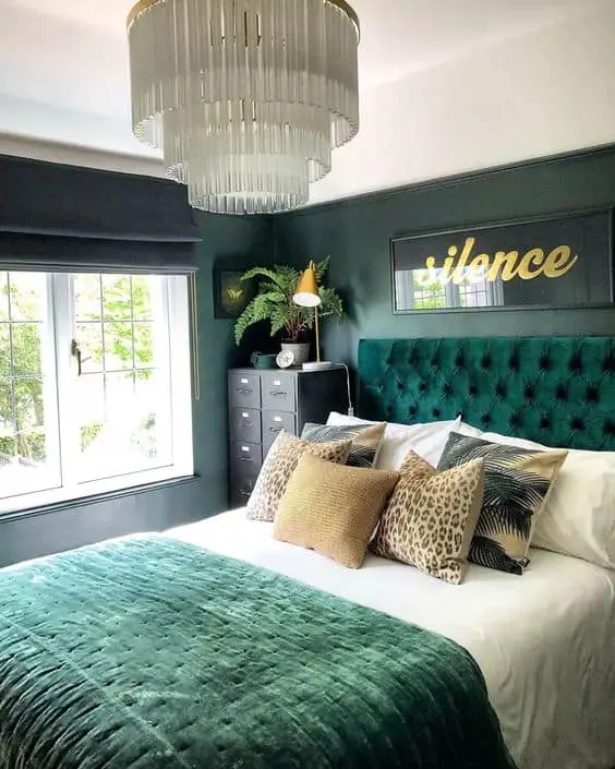 dark green forest bedroom idea