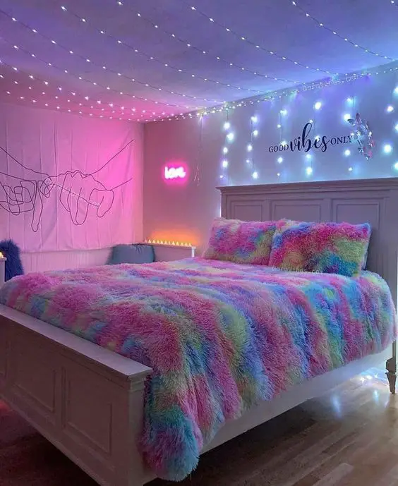 girl bedroom with neon lights
