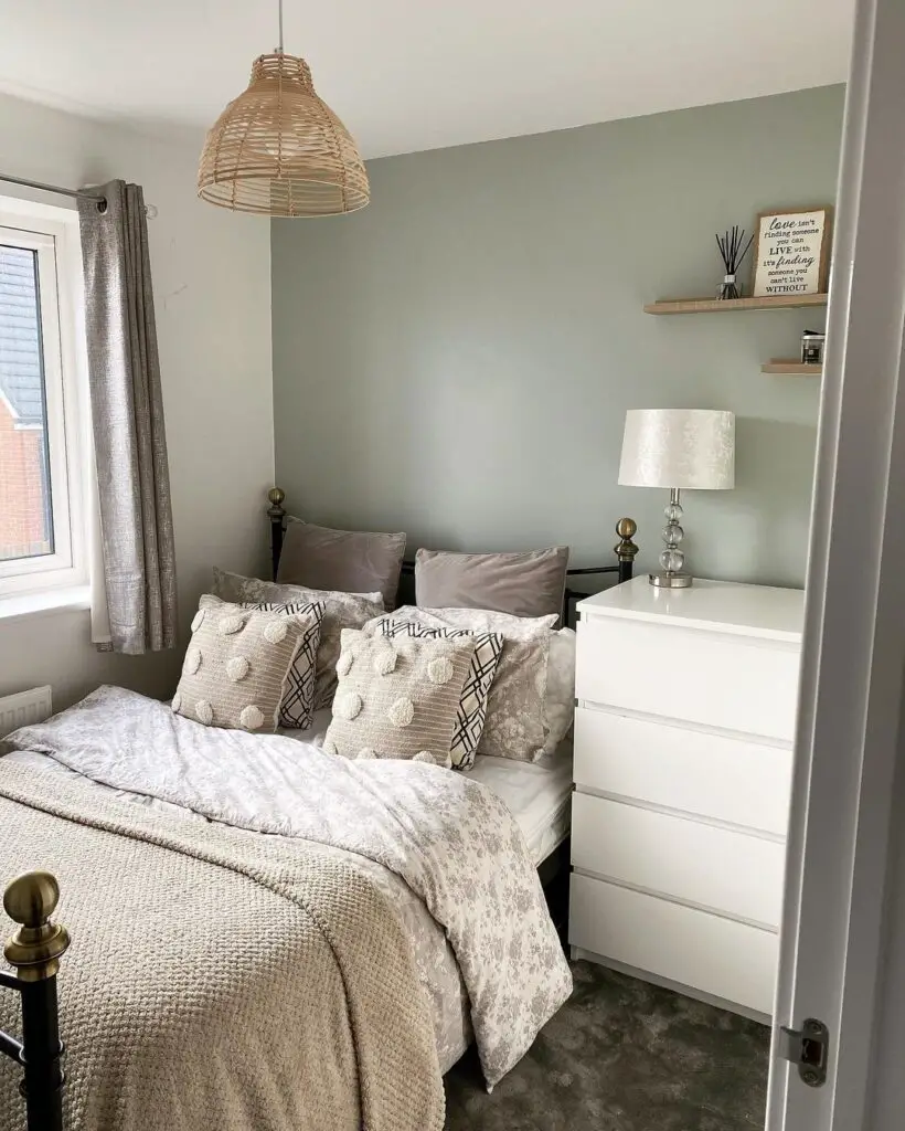 small green and white bedroom