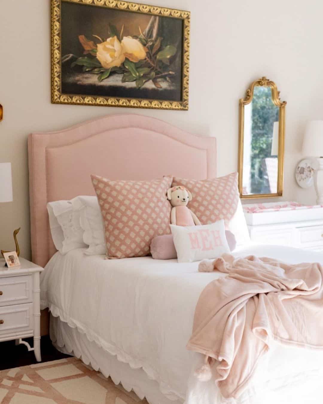 21 Elegant Dusty Pink Bedrooms That Won't Feel Too Much! | Room You Love