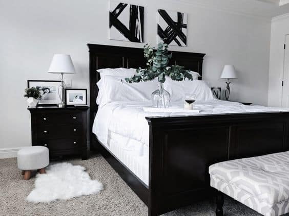 retro black white bedroom