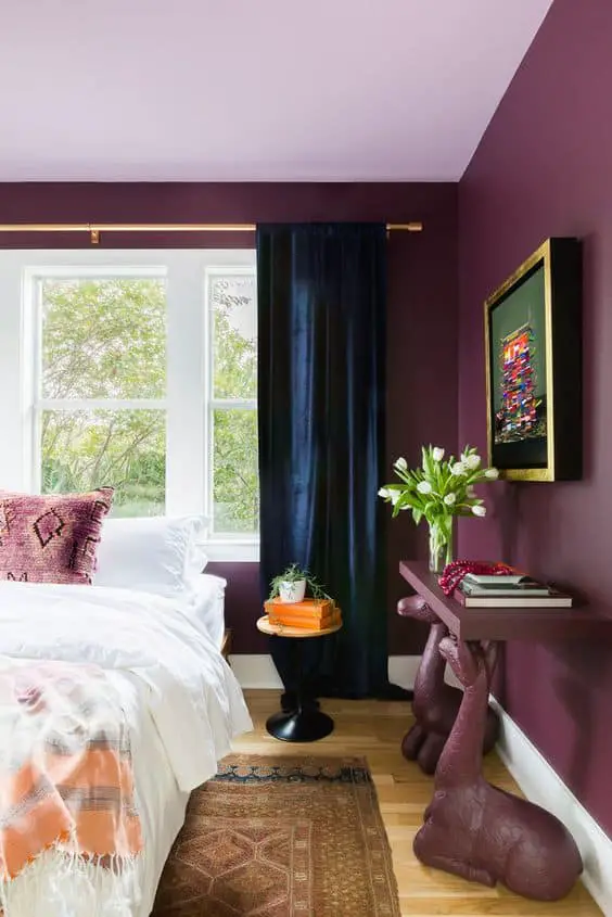 aubergine bedroom idea