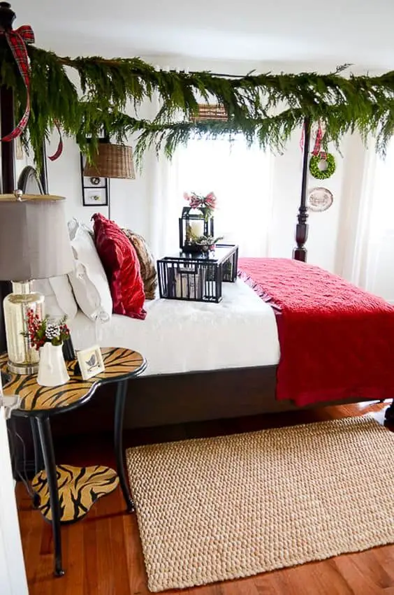 Christmas bedroom canopy bed