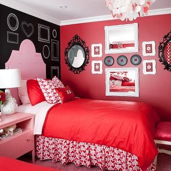 red and pink room