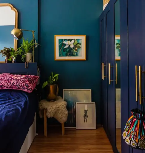 teal and navy blue bedroom idea