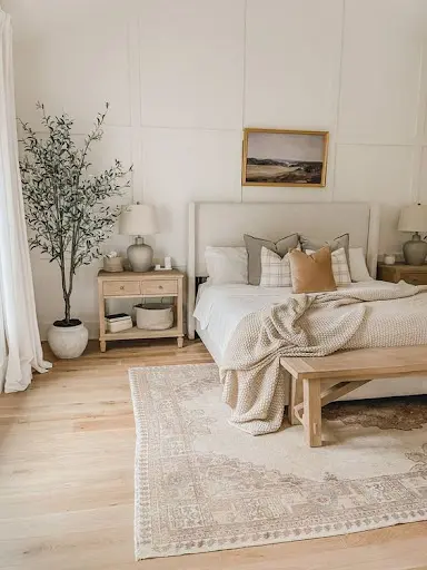 white and beige bedroom idea