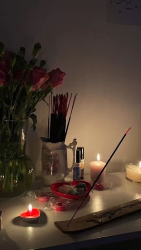 incense ideas for witch bedroom