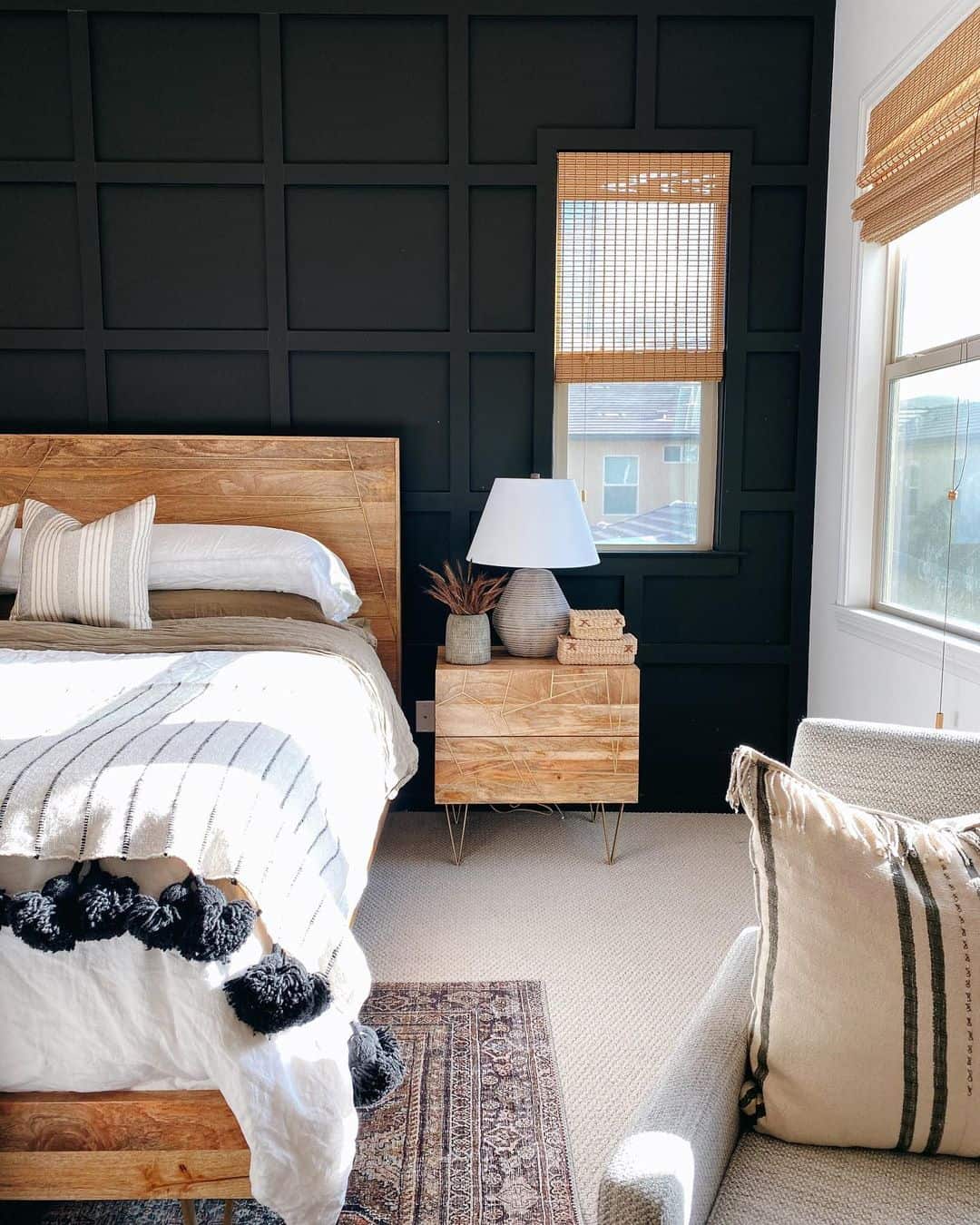 15+ Ideas To Add A Black Accent Wall In The Bedroom! Room You Love