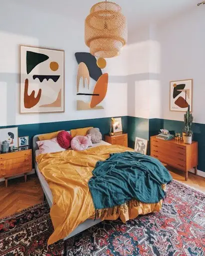 teal mid century bedroom idea