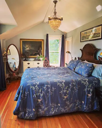 victorian bedroom printed sheets