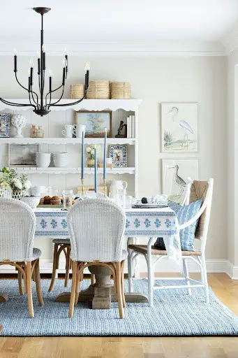 blue and white dining room idea