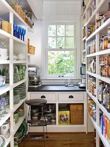 simple pantry design