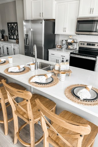 decorative plates on kitchen island