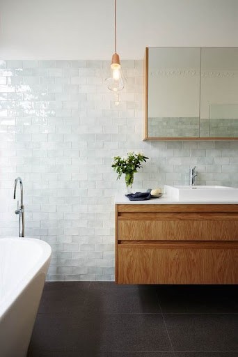 mid century bathroom lighting idea with mirror
