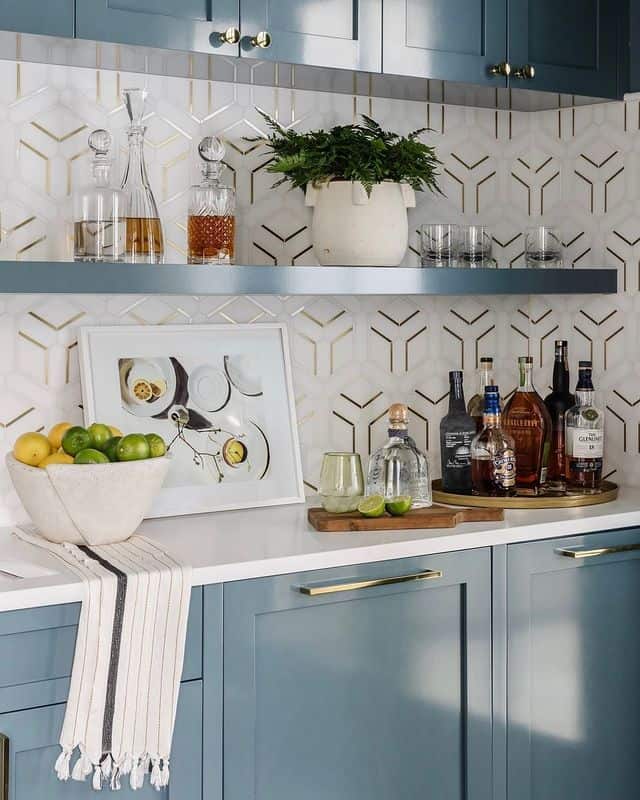 modern home bar idea