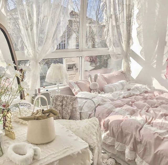 10 Coquette Room Decor Ideas for a Chic and Feminine Space — Lord Decor