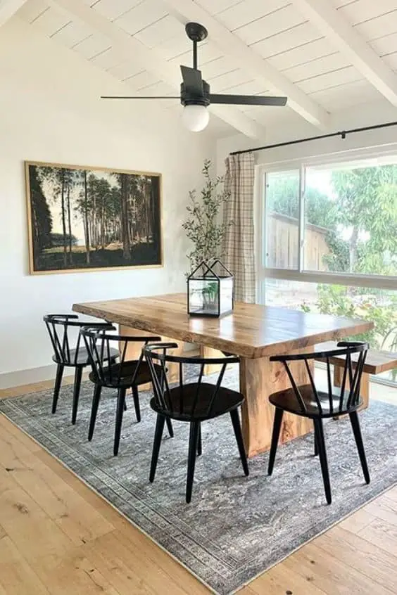 Modern dining room design idea