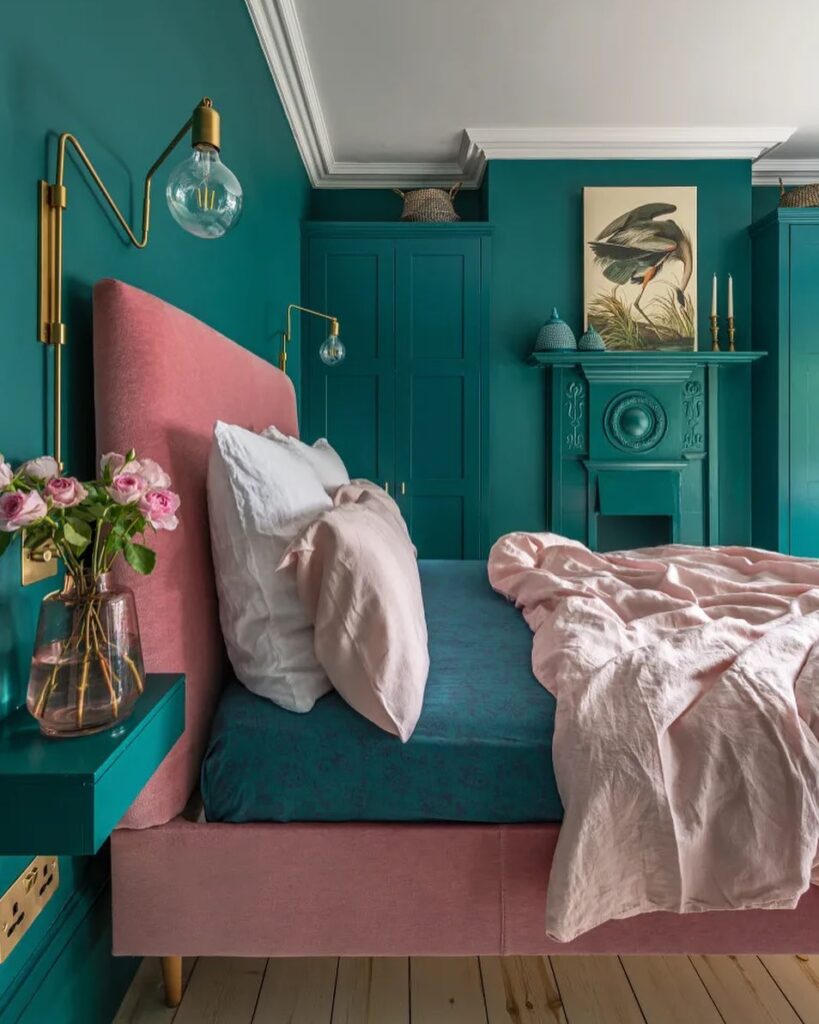 teal and pink bedroom