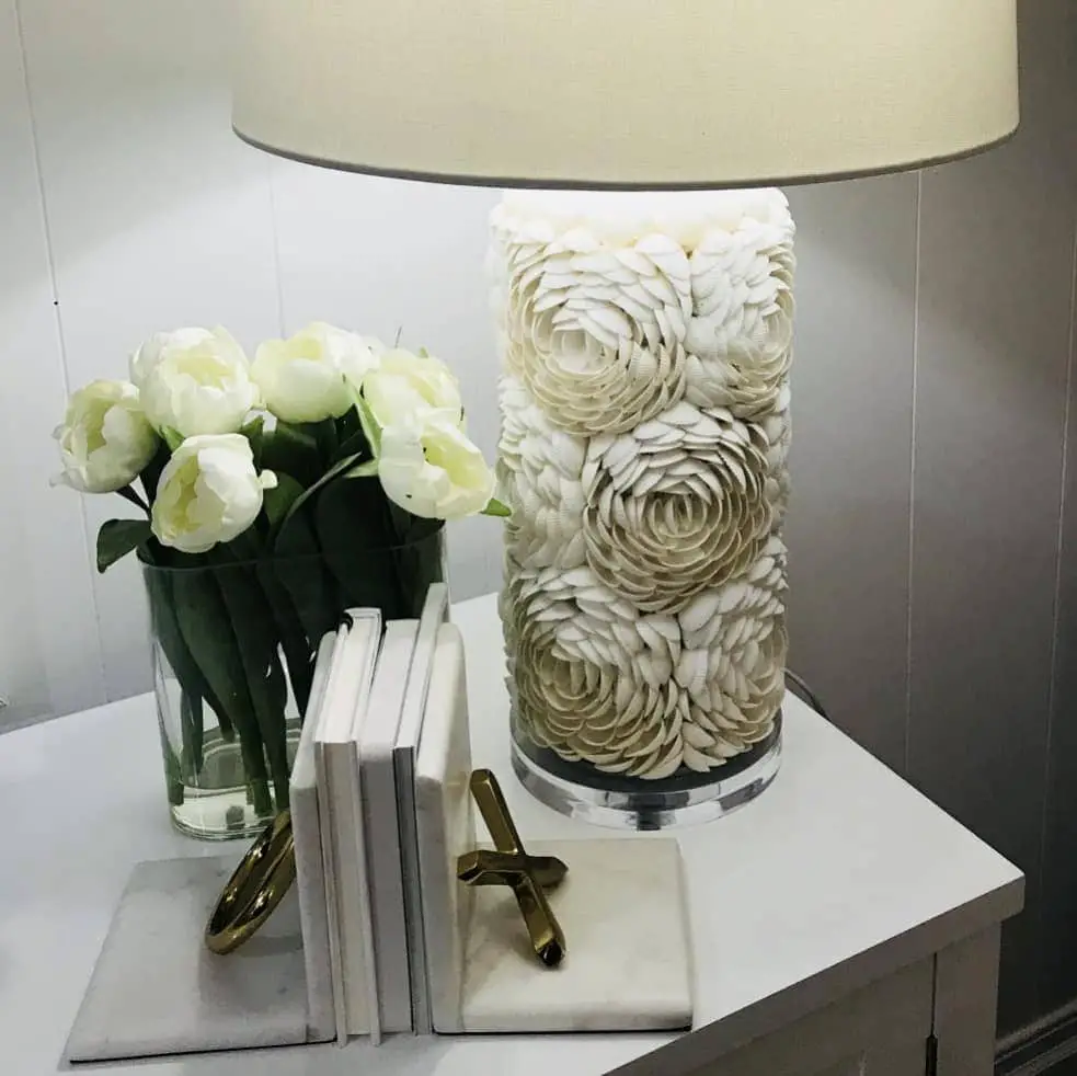 side table decor idea with bookends