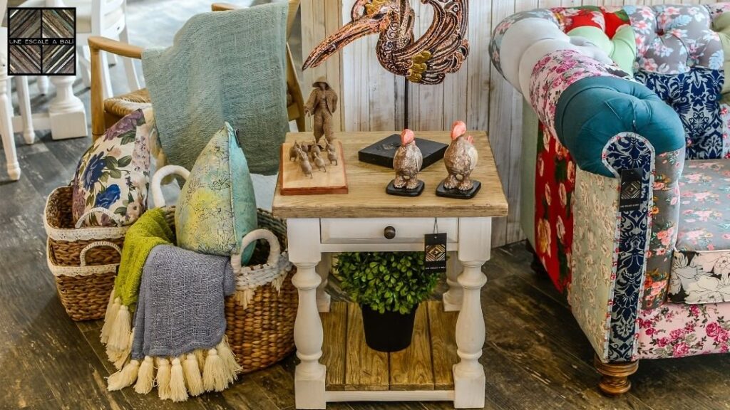 side table decor idea with figurines