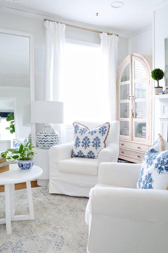 coastal window nook in the living room