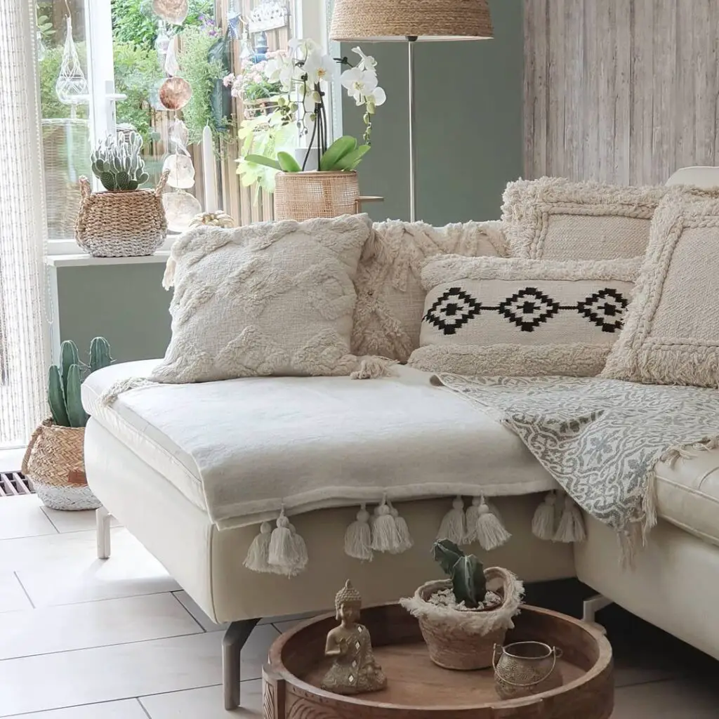 living room design with beachy textiles