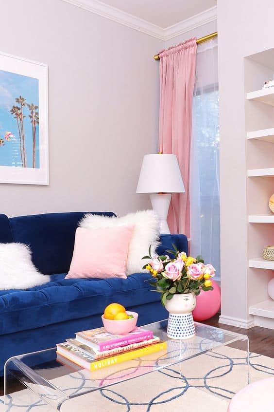 pink and blue living room idea