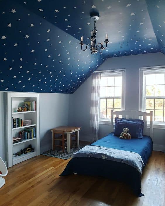 vaulted ceiling with stars